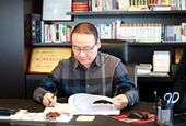 望洲董事长卷十亿失联 金融治乱短期侧重“扭转、遏制”